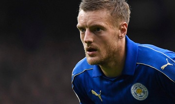 Premier League, Vardy e Ibra a caccia del gol numero 25.000