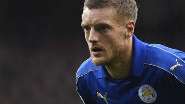 Premier League, Vardy e Ibra a caccia del gol numero 25.000