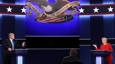 Usa, Clinton - Trump: testa a testa nei sondaggi, anche la quota cambia