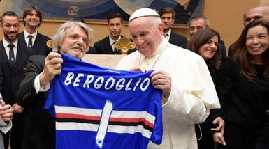 FOTO La Sampdoria da Papa Francesco, Ferrero insieme al Pontefice