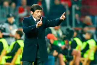 Inter, Suning allo stadio. Corsa a tre tra Marcelino, Pioli e Zola