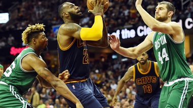 Lebron decimo marcatore della storia NBA