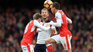 Premier League: Arsenal, pari col Totteham. Liverpool show, ora è in testa