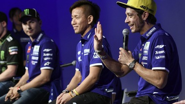 MotoGp, Rossi: «Non smetterei mai di correre»