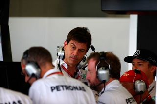 F1, Wolff: «Rosberg è in una situazione più facile»