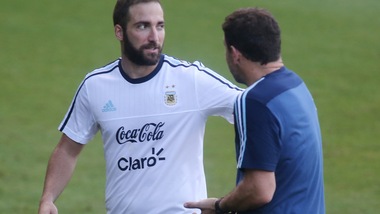 Bauza chiama Fazio con l'Argentina e conferma Higuain