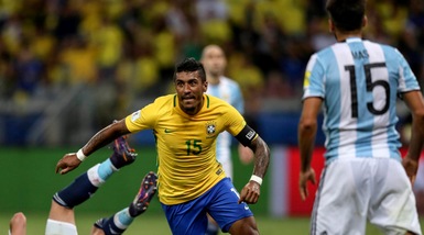 Mondiali 2018, Brasile-Argentina 3-0: delusione Higuain, Dani Alves festeggia