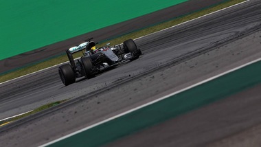 Formula 1, Brasile: le Mercedes dominano nelle libere, Vettel settimo