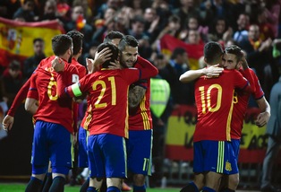 Qualificazioni Mondiali 2018: Spagna show con la Macedonia, De Biasi perde in 9 uomini