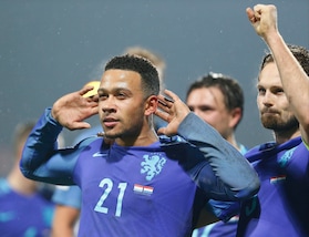 Juventus, non c'è solo Witsel. Occhi puntati su Depay, emarginato da Mourinho