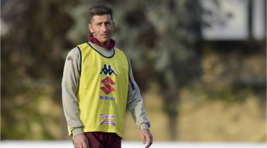 Torino, Vives: un mese di stop. Lesione parziale al legamento