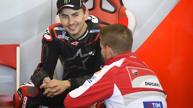 MotoGp Ducati, Tardozzi: «Lorenzo è soddisfatto della moto»