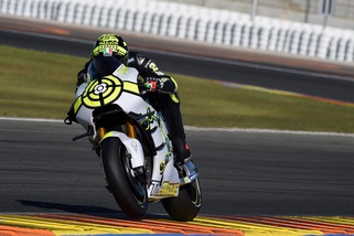 MotoGp, test a Valencia: brividi per Iannone e Rins