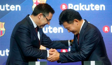 Il Barcellona presenta il nuovo sponsor Rakuten
