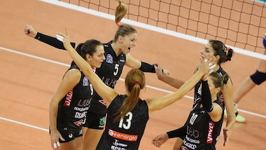 Liu Jo Modena verso Cannes. Heyrman predica prudenza