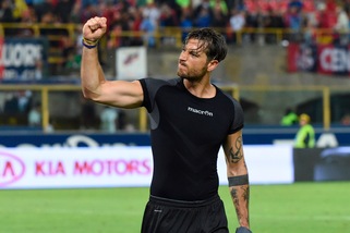 Serie A Bologna, Mirante ottiene il certificato per riprendere