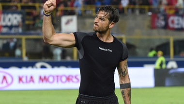 Serie A Bologna, Mirante ottiene il certificato per riprendere