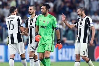 Super Juventus nei primi tempi: solo due gol subiti