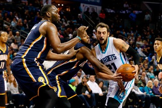 Basket NBA, Beli e Charlotte implacabili