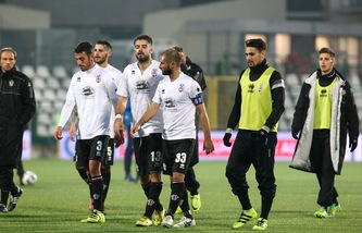 Risultati Serie B: pari tra Pro Vercelli e Vicenza, Brescia ko a Benevento