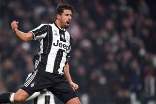 Khedira l'uomo ovunque della Juventus. Segna e fa segnare