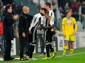 Juventus, entra il sedicenne Kean. E' il primo 2000 in serie A