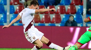A Crotone canta il Torino: Belotti show, doppietta da 10 per il Gallo