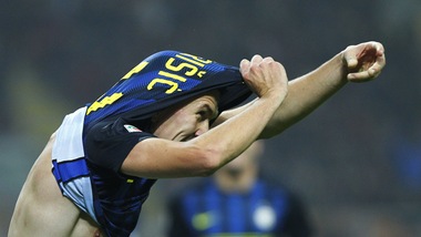 Milan-Inter 2-2: Perisic firma il colpo di scena finale