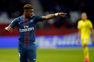 Negato il visto ad Aurier. Il Psg: «Integrità della Champions a rischio»