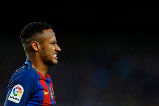 Barcellona: chiesti 2 anni di carcere per Neymar