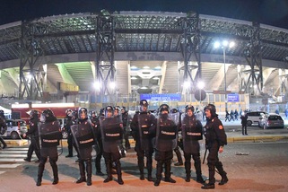 Napoli, denunciati 4 tifosi della Dinamo Kiev