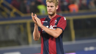 Serie A Bologna, Helander col gruppo. Destro: differenziato