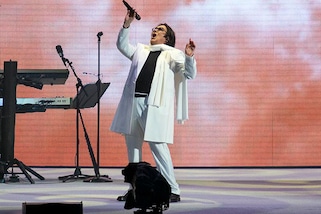 Alt! Renato Zero torna live a Torino e si fa in due