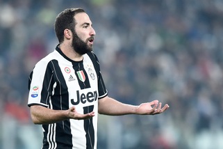 Juventus, Higuain: «Minacce e scorta? Tutte falsità»