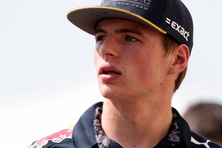 F1, Verstappen: «Cercheremo di attaccare la Mercedes»