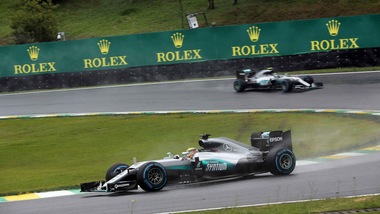 F1, Gp Abu Dhabi: prime libere alle Mercedes, Vettel quinto