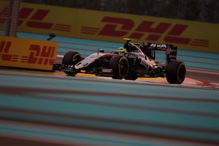 F1: le immagini delle ultime prove libere del Mondiale immerse nell'affascinante tramonto di Abu Dhabi