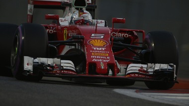 F1 Abu Dhabi, ultime libere: in testa Vettel