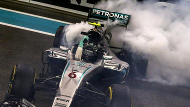 F1 Abu Dhabi, Rosberg: «Campione come mio padre, felicissimo»