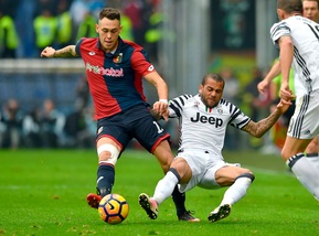 Juventus, Dani Alves ko: le immagini dell'infortunio