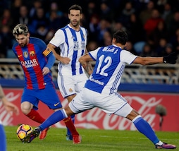 Liga, Real Sociedad-Barcellona 1-1, Real Madrid sempre più lontano
