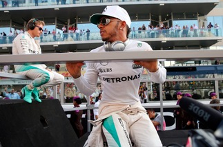 F1 Mondiale 2017: Hamilton a 2,60, Ferrari giù nelle quote