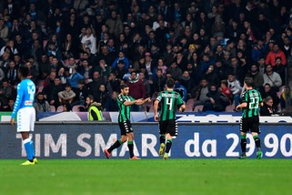 Serie A, Defrel risponde a Insigne: 1-1 tra Napoli e Sassuolo