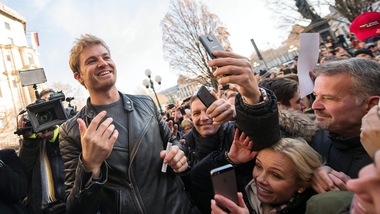 F1 Mercedes, Rosberg: «Con Hamilton impossibile essere amici»