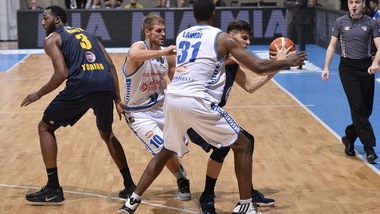 Basket Serie A, Lawal ufficiale a Sassari