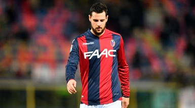 Serie A Bologna prosegue il lavoro coi compagni per Destro