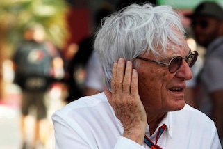 F1, Ecclestone: «Serve un pilota competitivo per Hamilton»