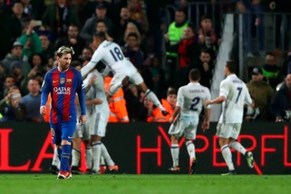 Sergio Ramos beffa il Barcellona al '90, il Real Madrid resta a +6