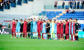 Lazio-Roma: l'Olimpico in silenzio per il tributo alla Chapecoense