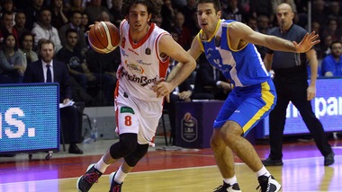 Basket Serie A, Della Valle piega Capo d'Orlando